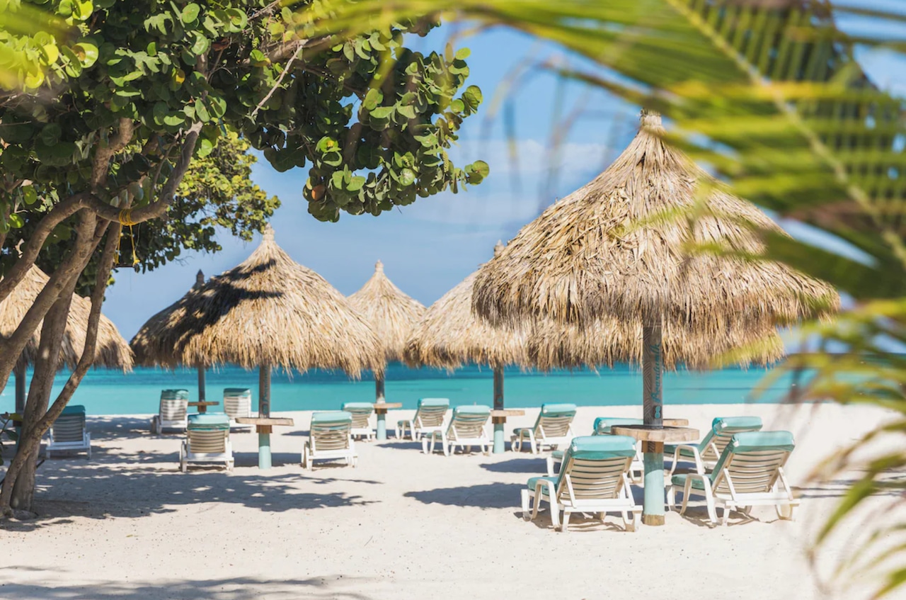 10 Secure Caribbean Islands: Your Guide To Safe & Enjoyable Travel 10 Secure Caribbean Islands: Your Guide To Safe & Enjoyable Travel