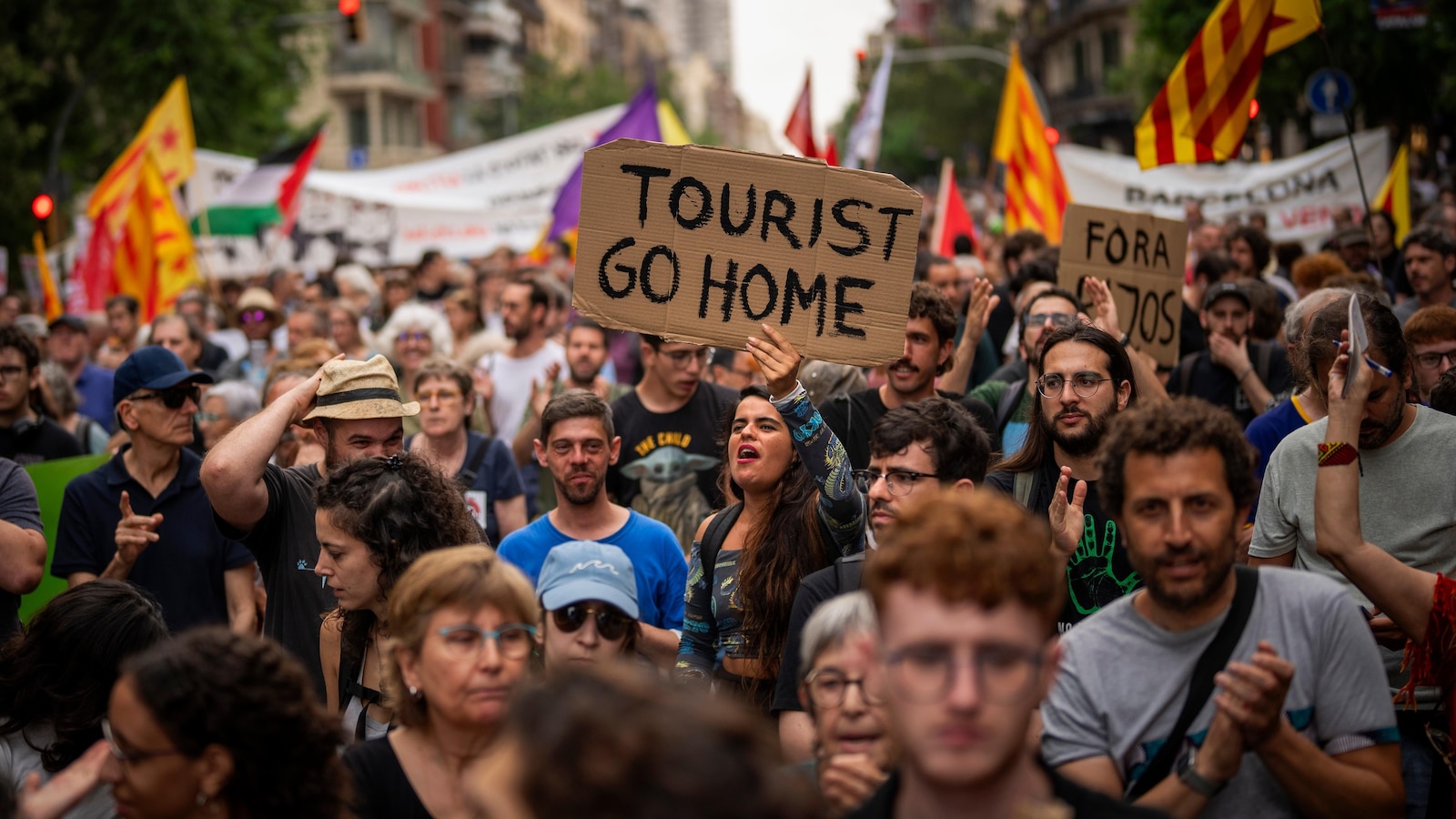 65,000 Airbnb Rentals In Spain Blocked Due To Regulatory Non-Compliance 65,000 Airbnb Rentals In Spain Blocked Due To Regulatory Non-Compliance