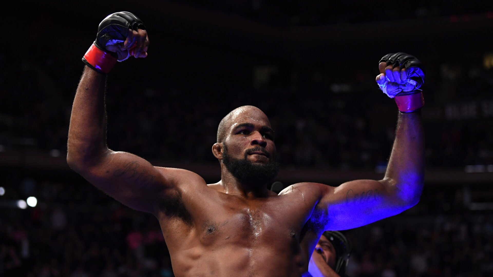 Bellator Star Corey Anderson Crushes PFL Champion In Heavyweight Bow Bellator Star Corey Anderson Crushes PFL Champion In Heavyweight Bow