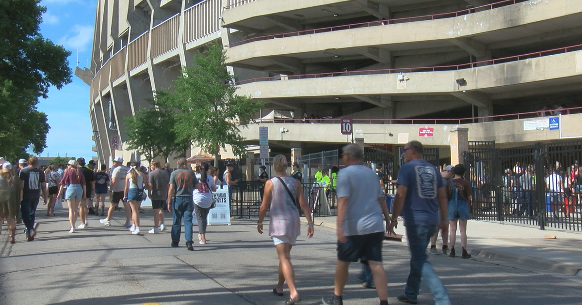 Camp Randall Stadium Welcomes Concerts Back After 28 Years: Morgan Wallen To Headline Camp Randall Stadium Welcomes Concerts Back After 28 Years: Morgan Wallen To Headline