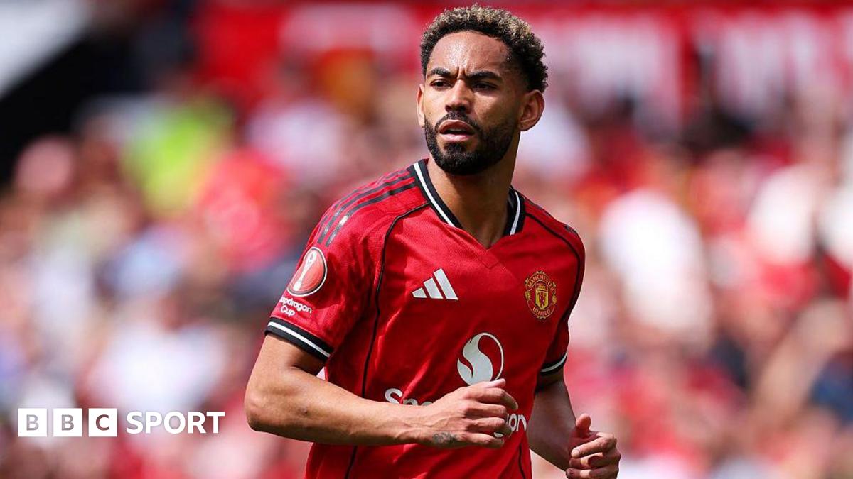 Cunha Earns Rooney's Praise Amidst Positive Manchester United Transfer Talk