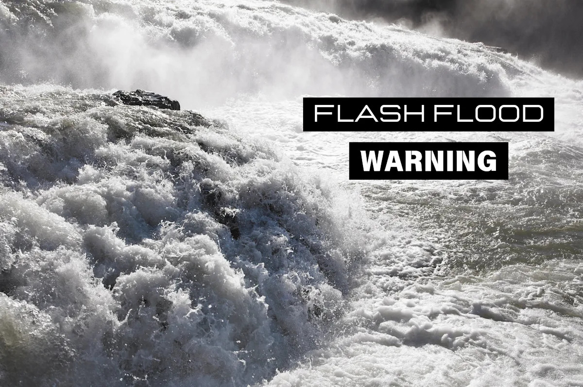 Dangerous Flash Floods Hitting Phoenix: Current Situation & Evacuation Zones Dangerous Flash Floods Hitting Phoenix: Current Situation & Evacuation Zones