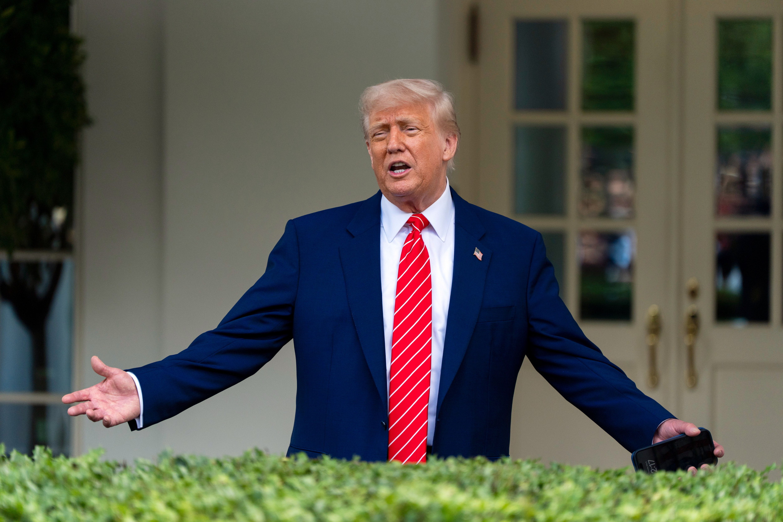 Donald Trump's Handling Of South African Refugee Crisis Draws Intense Criticism Donald Trump's Handling Of South African Refugee Crisis Draws Intense Criticism