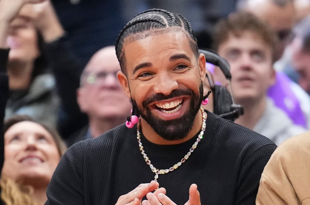 Drake To Partner With Kai Cenat For Cash Giveaway During Kendrick Lamar Toronto Performance Drake To Partner With Kai Cenat For Cash Giveaway During Kendrick Lamar Toronto Performance