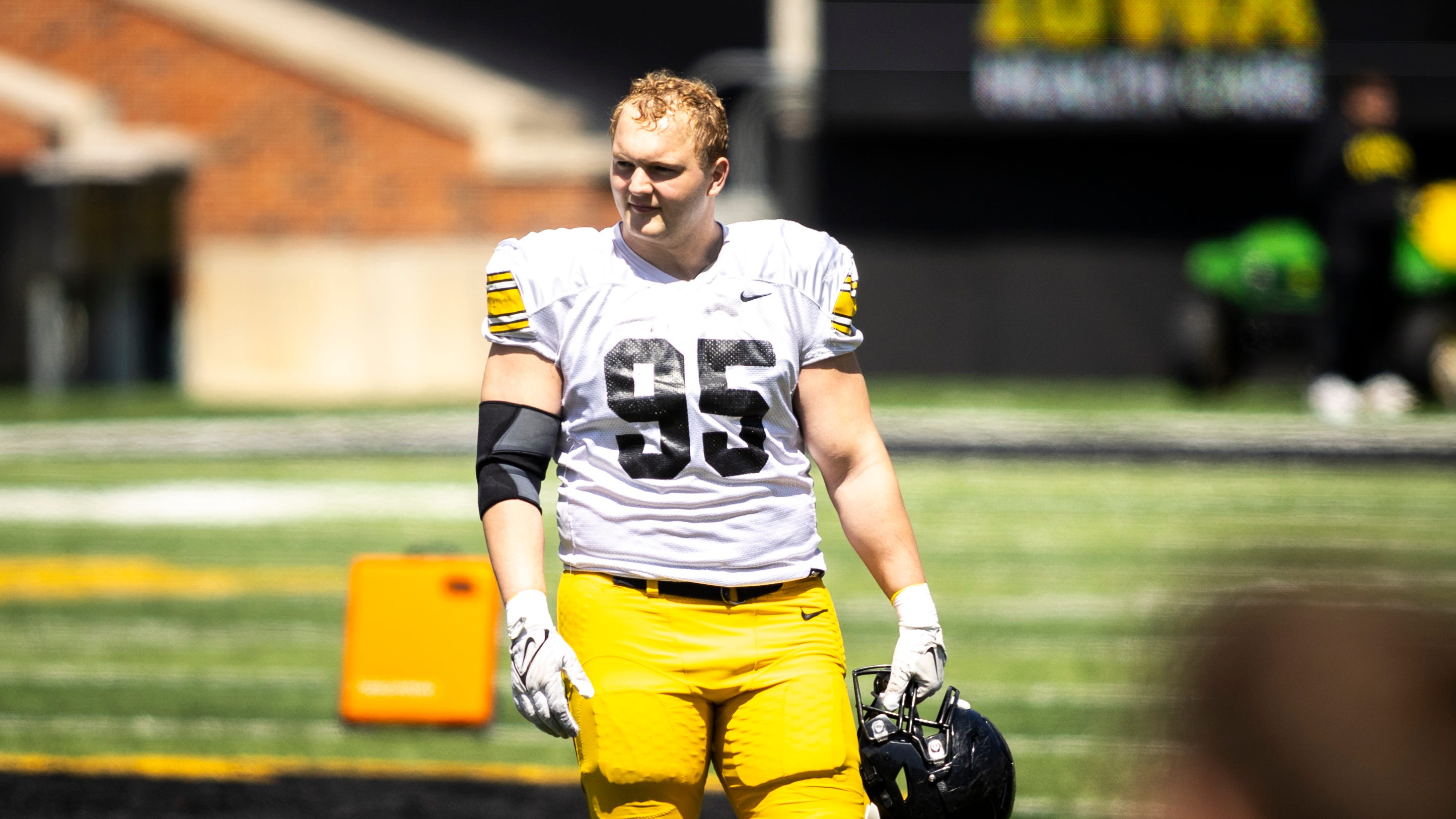 EA Sports College Football 2026: Iowa Hawkeyes' Highest-Rated Players Revealed EA Sports College Football 2026: Iowa Hawkeyes' Highest-Rated Players Revealed