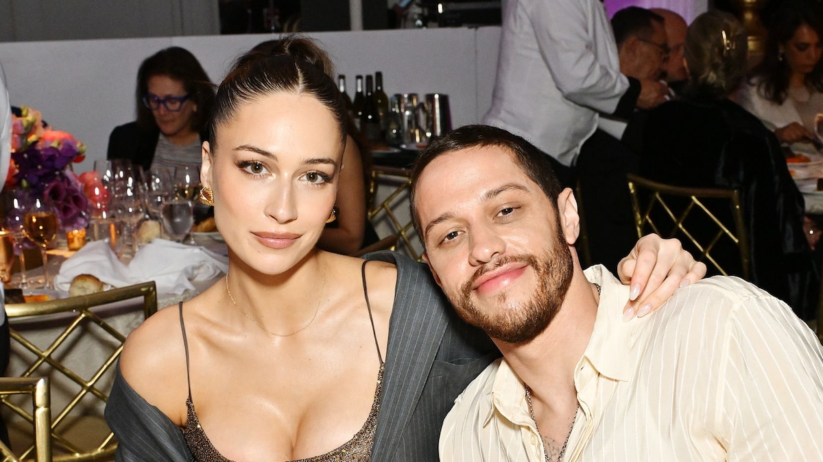 Elsie Hewitt's Black Bikini Pregnancy Photo Shoot: A Look At Pete Davidson's Girlfriend