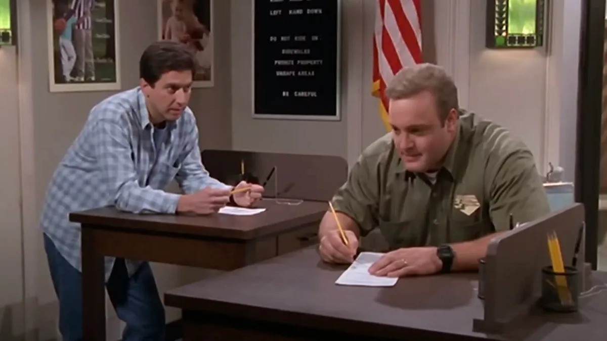 Everybody Loves Raymond: Kevin James's Surprise At The Show's Popularity Everybody Loves Raymond: Kevin James's Surprise At The Show's Popularity