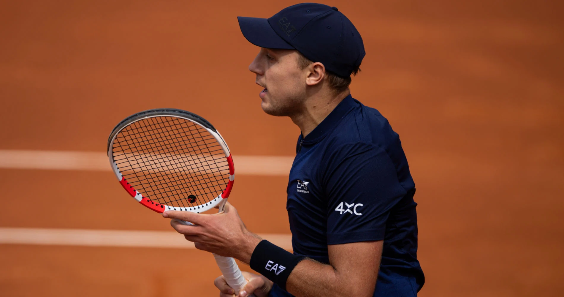 French Open: Medjedovic Progresses To Second Round French Open: Medjedovic Progresses To Second Round
