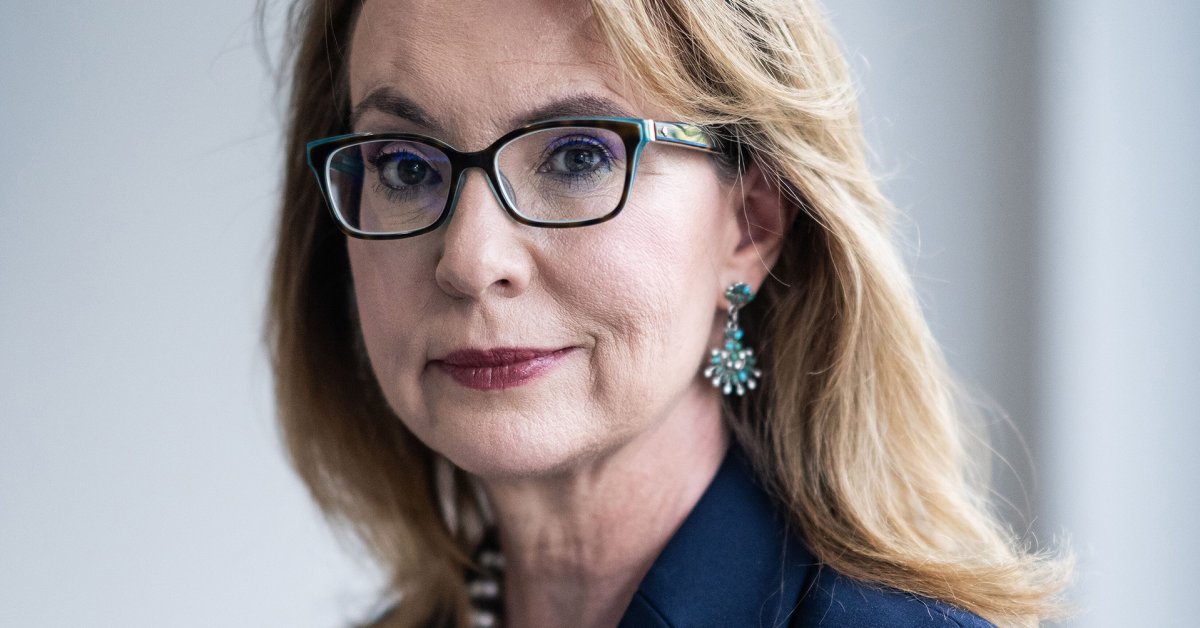 Gabby Giffords' Heartfelt Message To The Kirk Family Gabby Giffords' Heartfelt Message To The Kirk Family