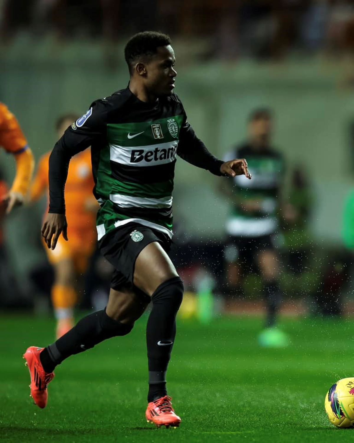 Geny: Revalidação Do Título E O Caminho Para A Vitória Geny: Revalidação Do Título E O Caminho Para A Vitória