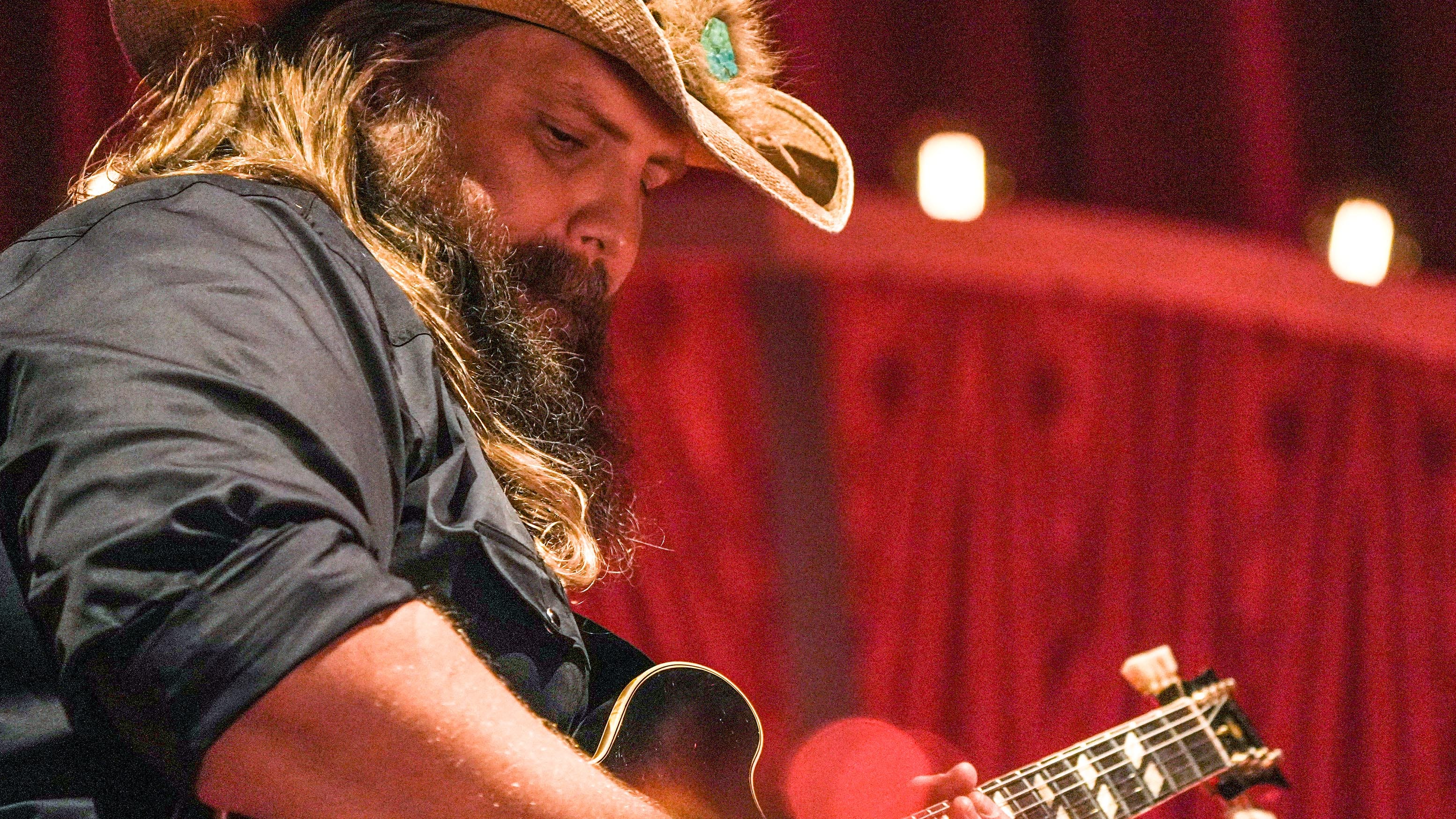 Glendale 2025: The Complete Chris Stapleton Night 1 Performance Setlist