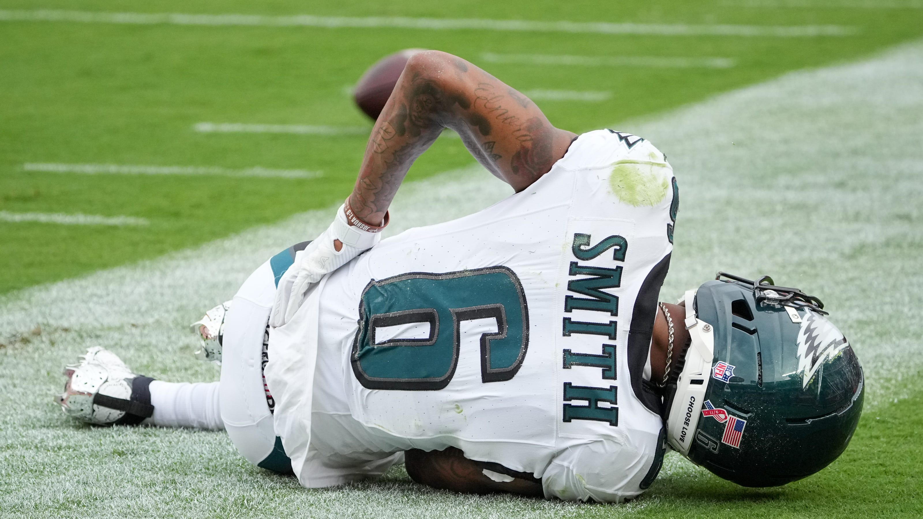 Is DeVonta Smith's Back Injury Serious? Eagles Wide Receiver's Status Is DeVonta Smith's Back Injury Serious? Eagles Wide Receiver's Status