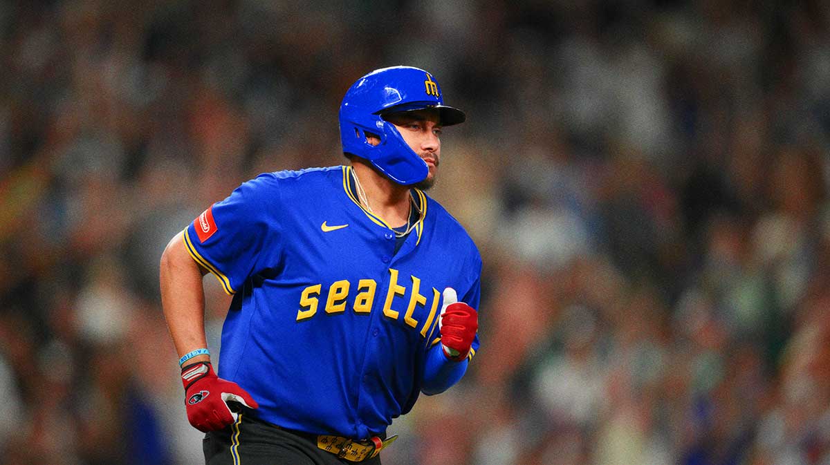 Josh Naylor's Unexpected Stolen Base: A Milestone Moment For The Seattle Mariners