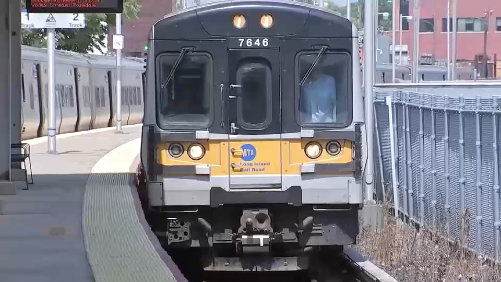 Long Island Rail Road Strike Averted? Hochul's Intervention And Criticism Of Trump Long Island Rail Road Strike Averted? Hochul's Intervention And Criticism Of Trump