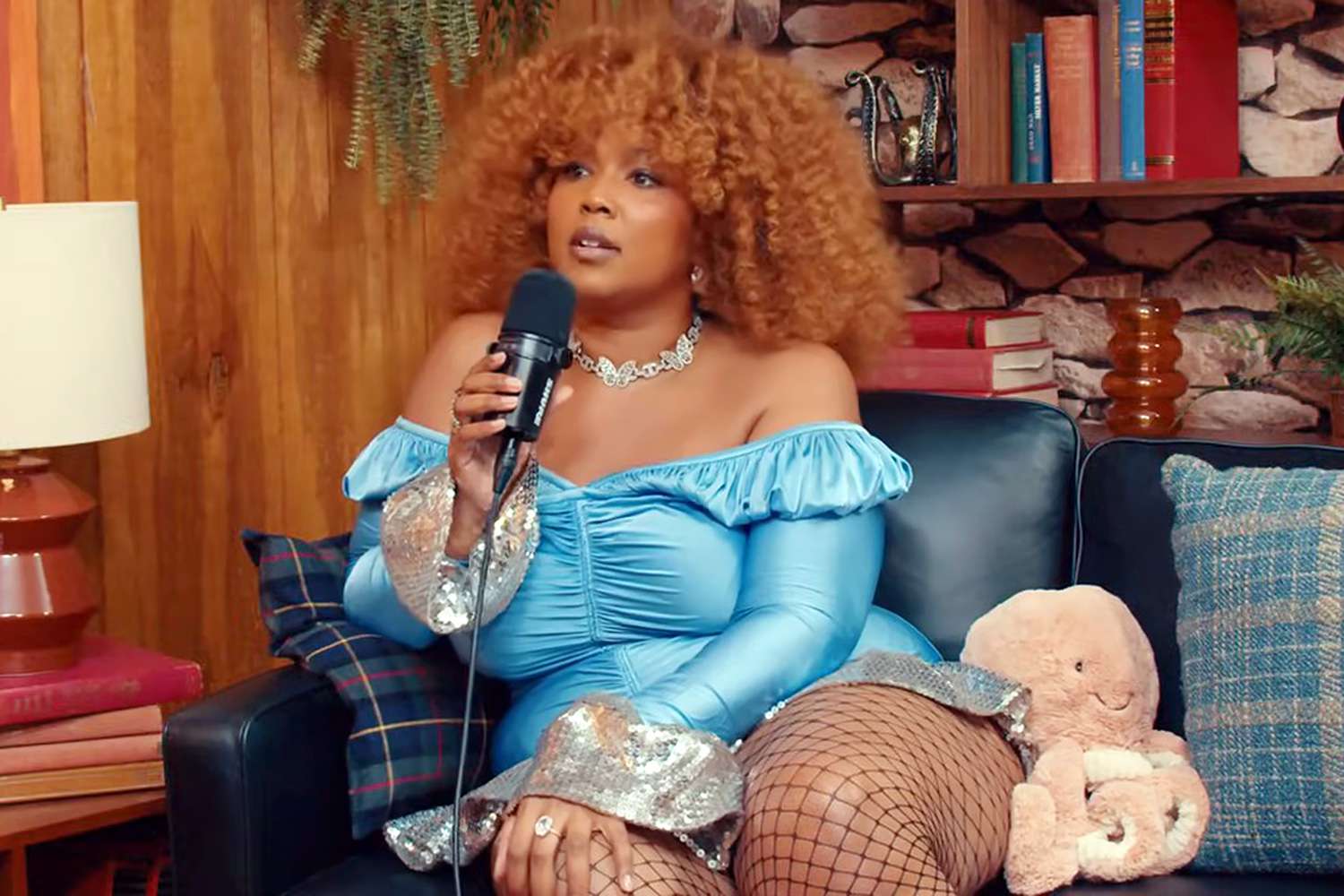Mental Health: Lizzo's Decision To Stop Reading Online Comments Mental Health: Lizzo's Decision To Stop Reading Online Comments