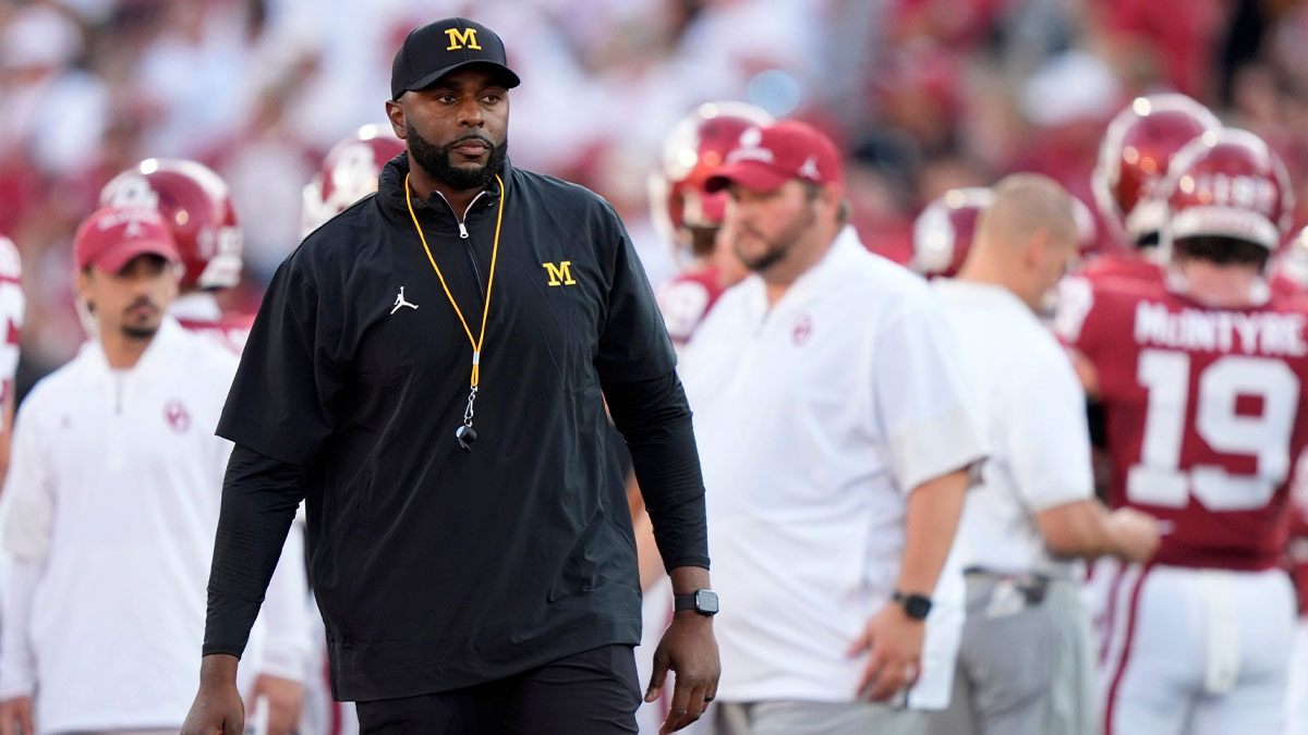 Michigan's Sherrone Moore Taunts Oklahoma Fans With Controversial Gesture