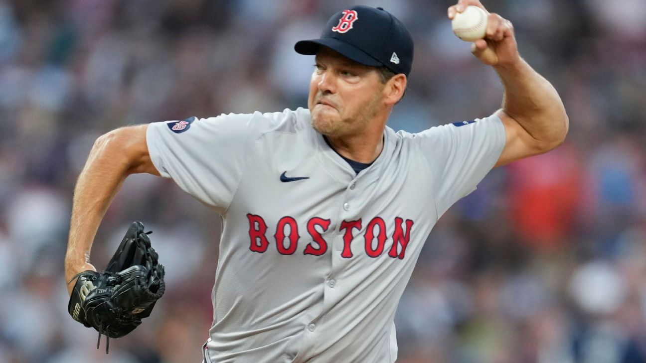 MLB: Royals Starting Pitcher Hill, 45, Faces Cubs MLB: Royals Starting Pitcher Hill, 45, Faces Cubs