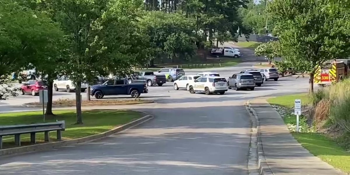 Multiple Injuries Reported After Lightning Strikes Lake Murray Multiple Injuries Reported After Lightning Strikes Lake Murray