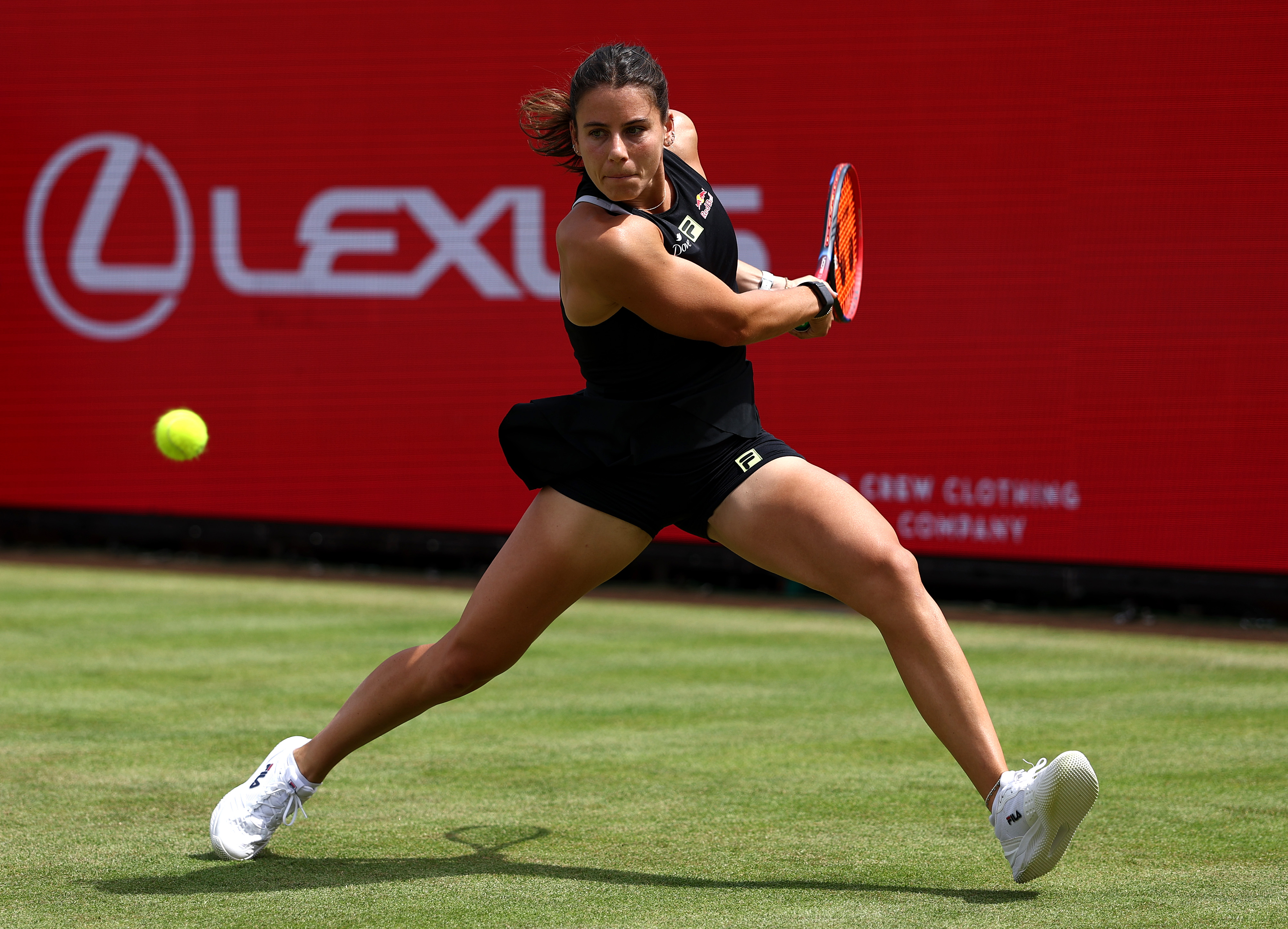Navarro Survives Match Point Thriller; Keys And Anisimova Advance At Queen's Navarro Survives Match Point Thriller; Keys And Anisimova Advance At Queen's