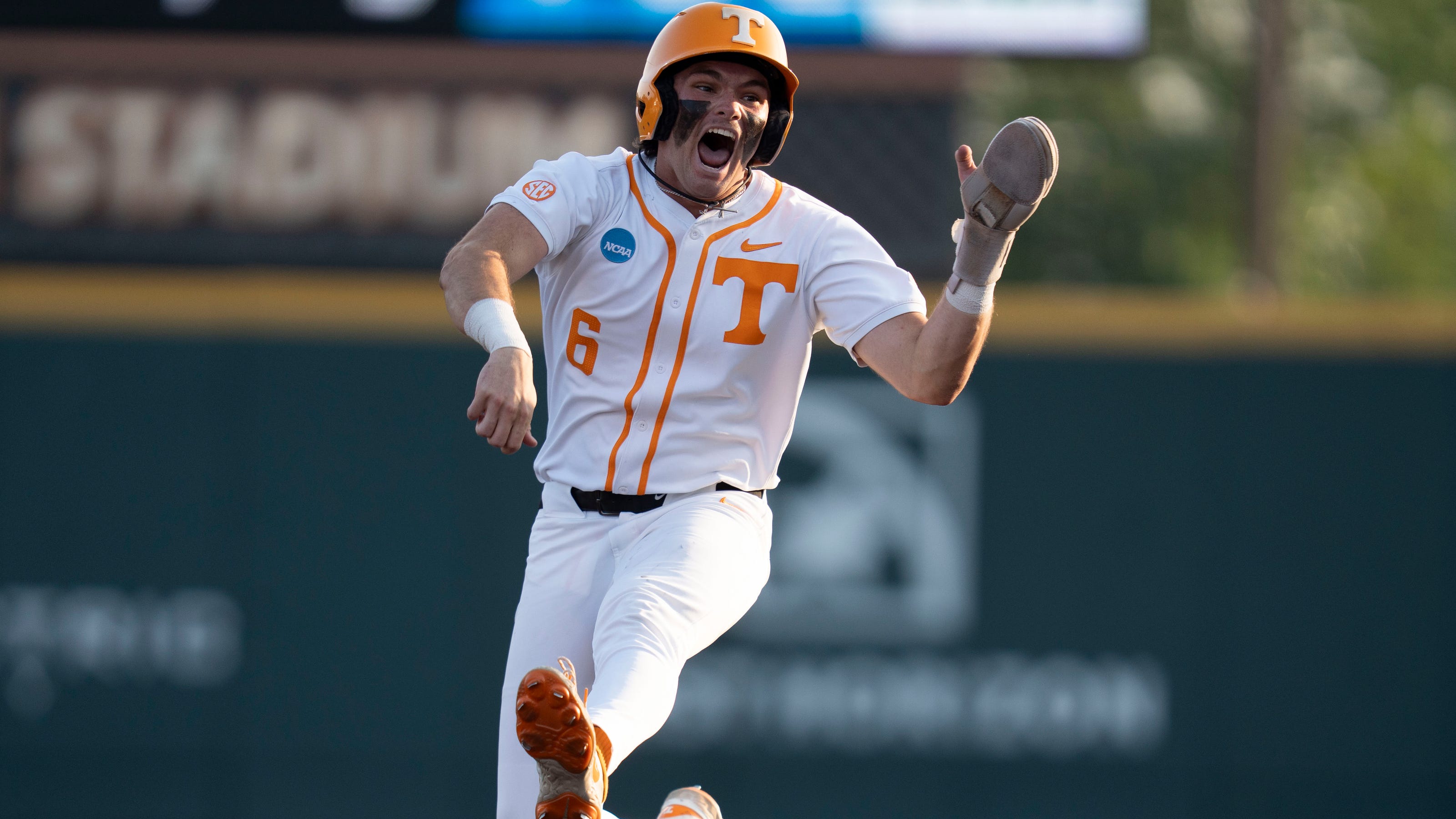 NCAA Baseball Tournament: Complete Super Regional Schedule And Matchups