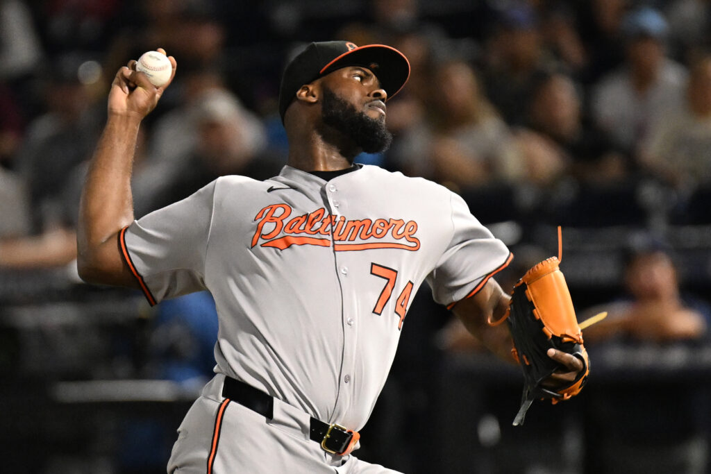 Orioles Reliever Félix Bautista Facing 12-Month Absence After Shoulder Surgery