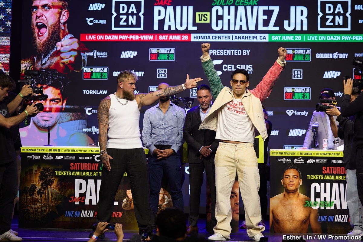 Oscar De La Hoya's Predictions: Paul Vs. Chavez Jr., Ramirez Vs. Dorticos, And Schofield Vs. Farmer Oscar De La Hoya's Predictions: Paul Vs. Chavez Jr., Ramirez Vs. Dorticos, And Schofield Vs. Farmer