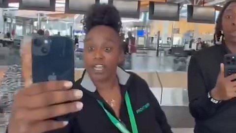 Passenger Vs. Gate Agent: Frontier Airlines Check-in Turns Ugly Passenger Vs. Gate Agent: Frontier Airlines Check-in Turns Ugly