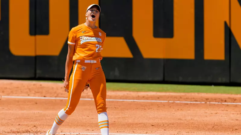 Pickens' Stellar Game Sends Lady Vols To Knoxville Regional Final