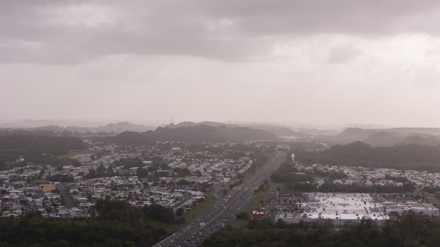 Sahara Dust Storm Engulfs Caribbean, Heads Toward US Sahara Dust Storm Engulfs Caribbean, Heads Toward US