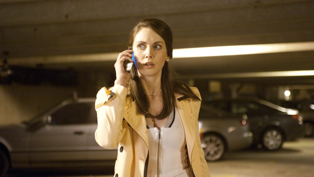 'Scream' Franchise Criticism: Alison Brie Says Too Many Characters Survive