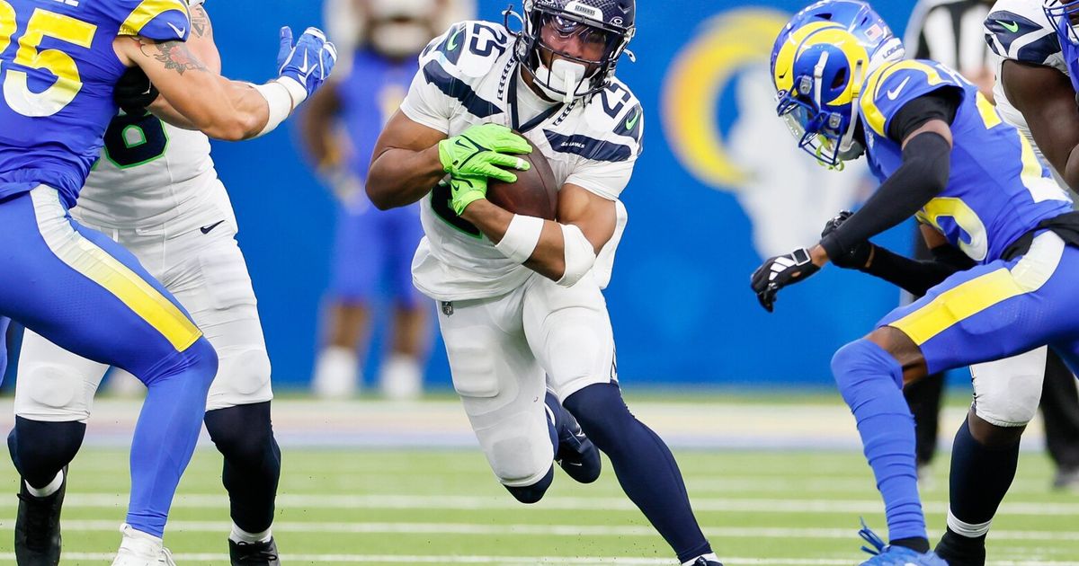 Seahawks Facing Potential ACL Injury To Key Backup Running Back Seahawks Facing Potential ACL Injury To Key Backup Running Back