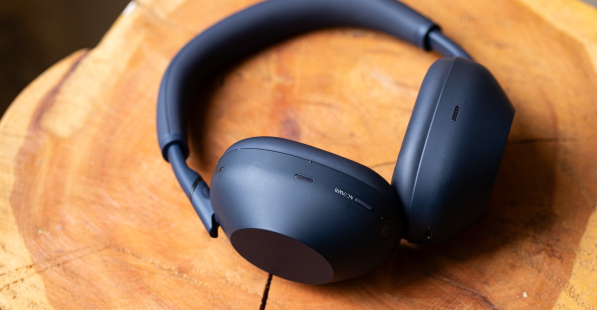 Sony WH-1000XM6 Hands-On Review: A Comprehensive Look Sony WH-1000XM6 Hands-On Review: A Comprehensive Look