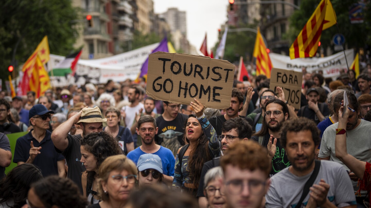 Spain's Strict New Rules: Thousands Of Airbnb Listings Removed Spain's Strict New Rules: Thousands Of Airbnb Listings Removed