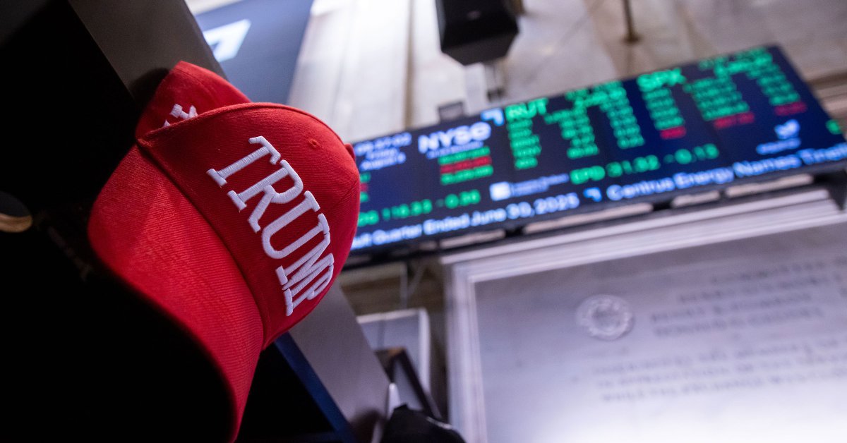 Stocks Rise Despite Trump's Tariff Turmoil: Understanding The Market's Resilience Stocks Rise Despite Trump's Tariff Turmoil: Understanding The Market's Resilience