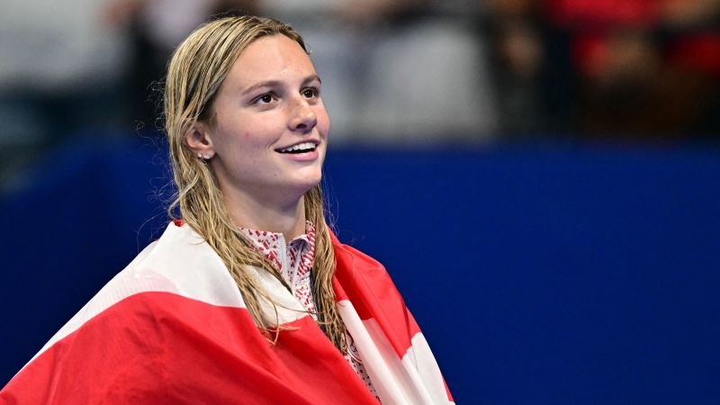 Summer McIntosh: 400m Freestyle World Record Broken In Stunning Performance Summer McIntosh: 400m Freestyle World Record Broken In Stunning Performance