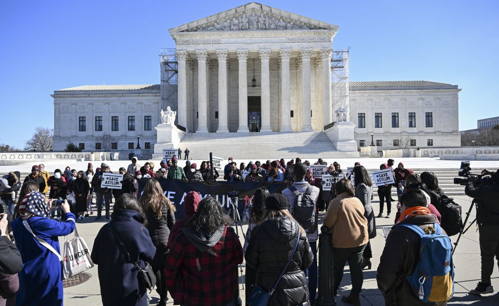 Supreme Court To Decide: Can Lower Courts Block Birthright Citizenship Changes? Supreme Court To Decide: Can Lower Courts Block Birthright Citizenship Changes?