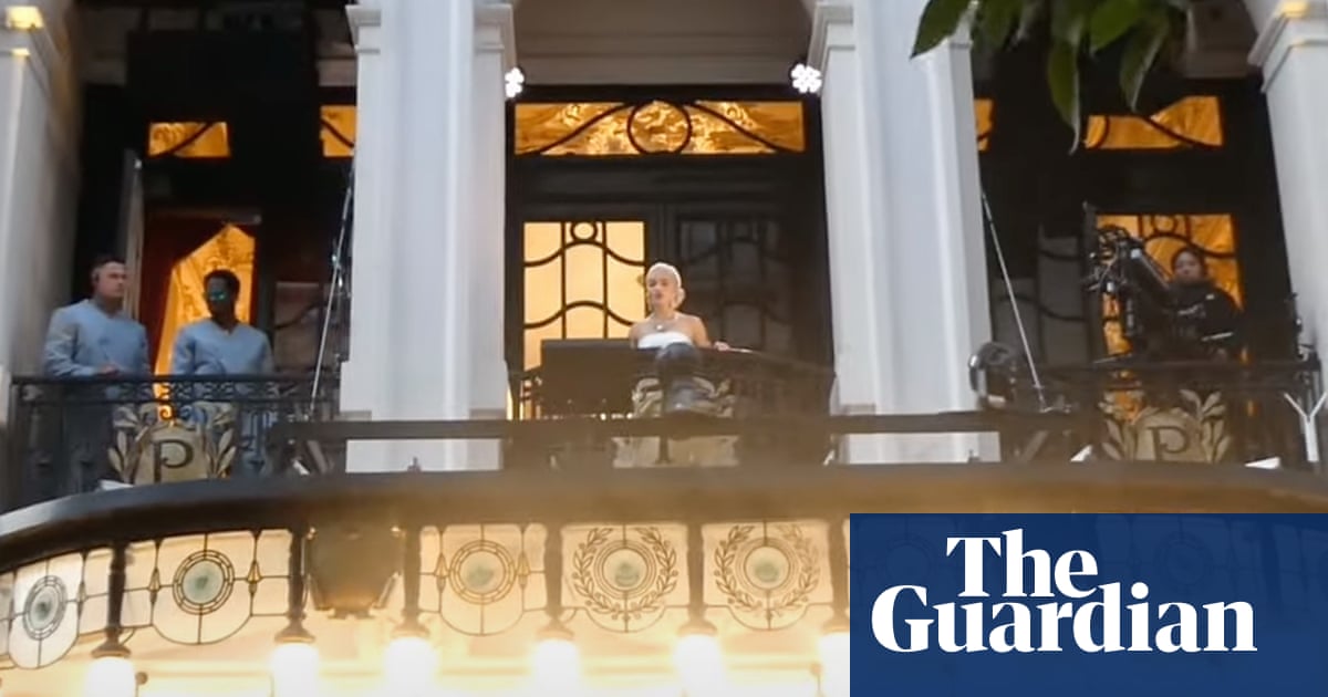 The Complexities Of Translating Evita's Iconic Balcony Scene