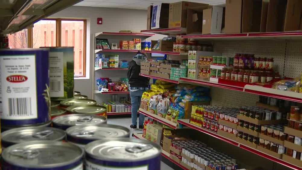 Trump's Tax Bill: Increased Hunger Concerns For Iowa Food Pantries Trump's Tax Bill: Increased Hunger Concerns For Iowa Food Pantries