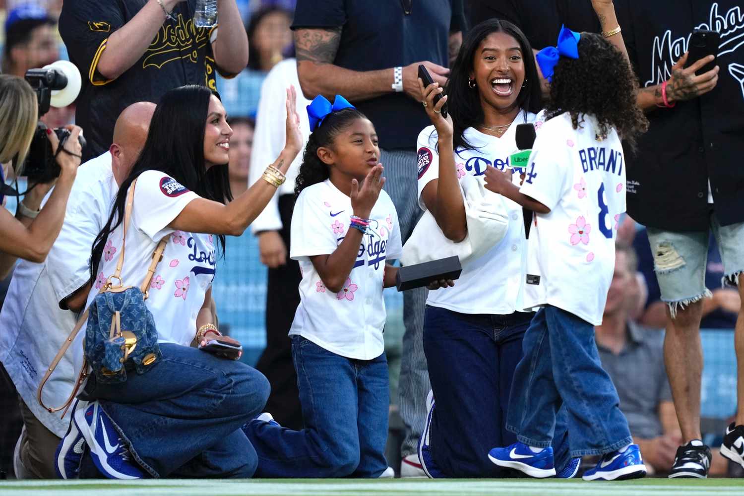 Vanessa Bryant And Family Attend Dodgers' Kobe Bryant Bobblehead Night Vanessa Bryant And Family Attend Dodgers' Kobe Bryant Bobblehead Night