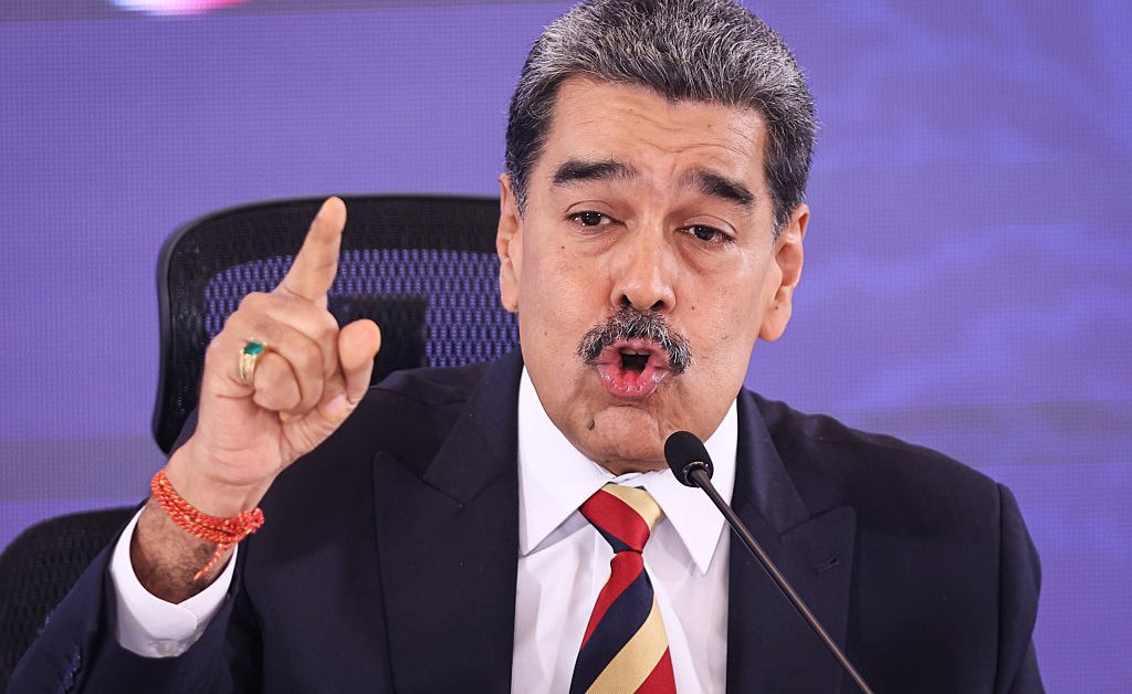 Venezuela Crisis: Trump's Denial Of Regime Change Amid Growing US Military Presence Venezuela Crisis: Trump's Denial Of Regime Change Amid Growing US Military Presence