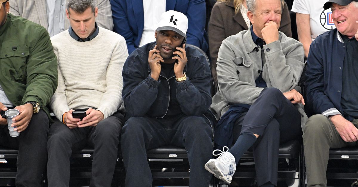 Which Four Teams Tried To Acquire LeBron James? A Detailed Look Which Four Teams Tried To Acquire LeBron James? A Detailed Look