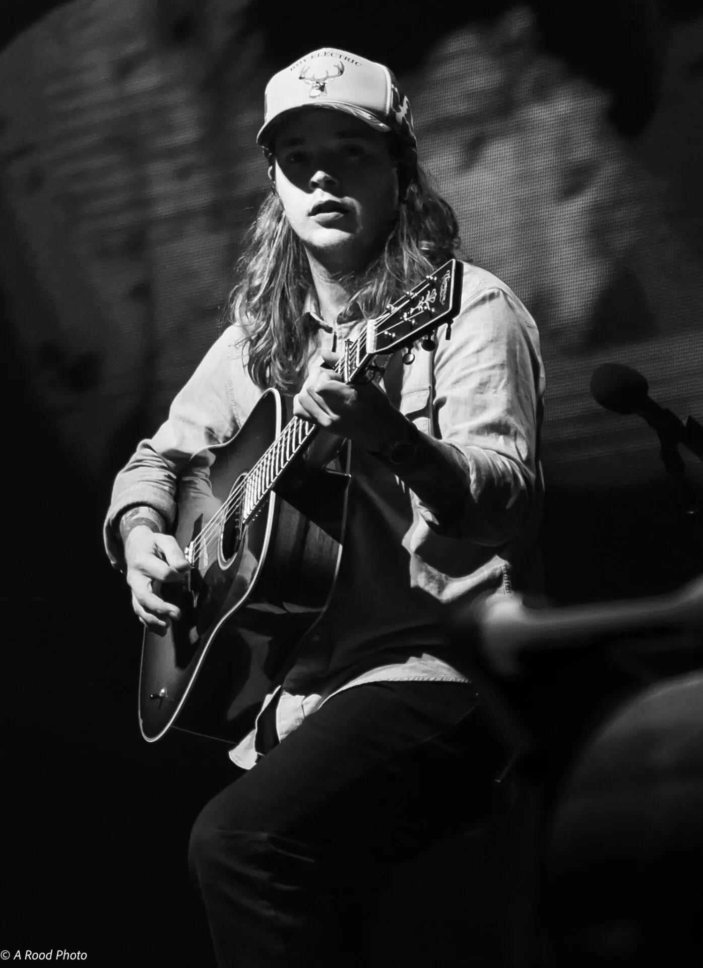 Woodward Theatre Hosts Bluegrass Legends: Billy Strings, Bryan Sutton, And Royal Masat Woodward Theatre Hosts Bluegrass Legends: Billy Strings, Bryan Sutton, And Royal Masat