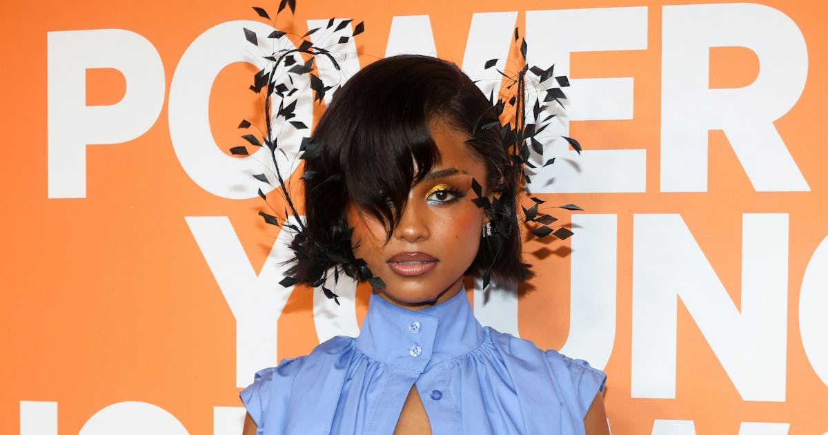 Y2K Fashion: Tyla's Crowned Bubble Skirt Outfit